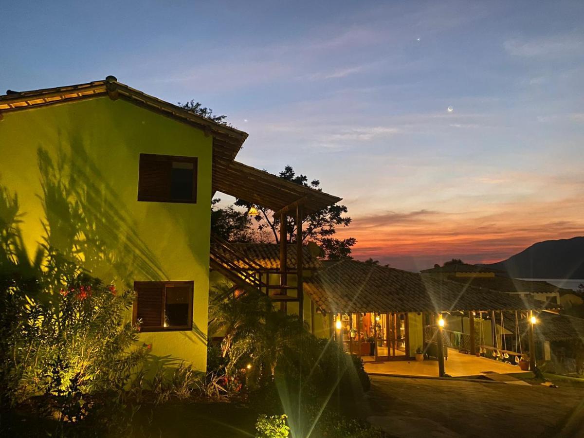 Pura Vida Guest House Илябела Екстериор снимка